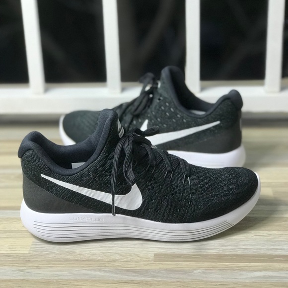Nike Shoes - NWT Nike LunarEpic Low Flyknit 2 W/Black WMNS